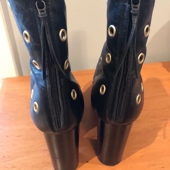 On circle loss - Picture 4 of 4